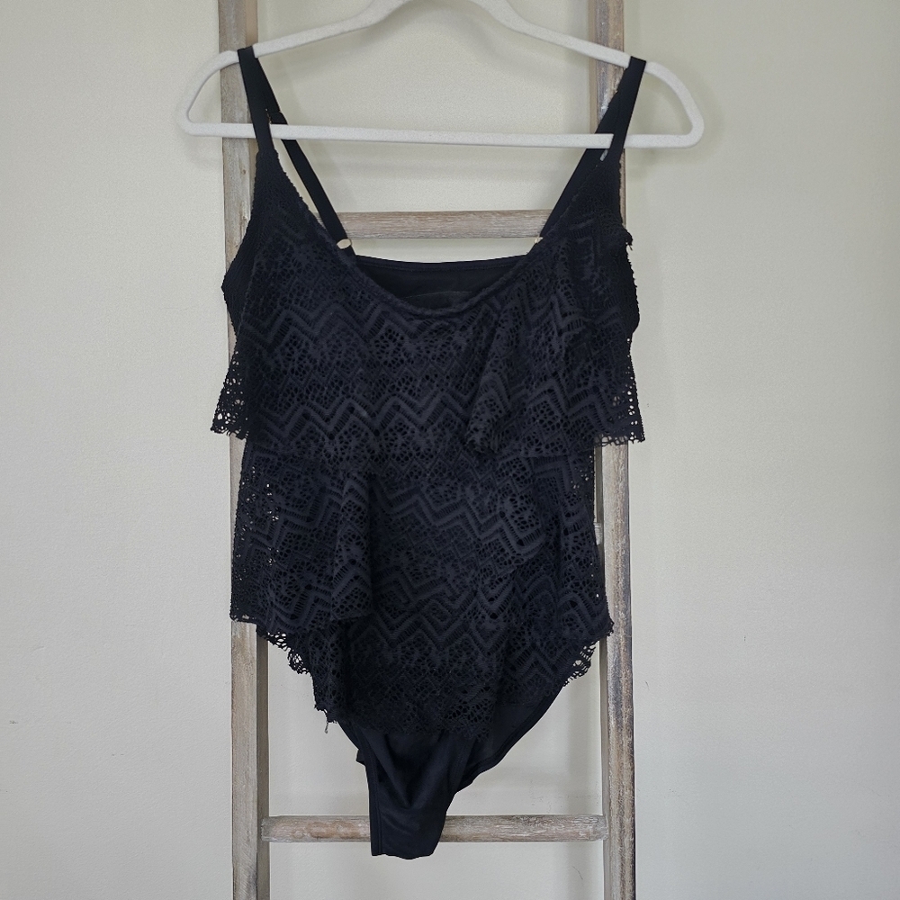 ⭐️40% Off⭐️ Jones New York Lace Ruffle One Piece Swimsuit